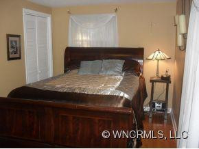 16 Oak Leaf Lane - Photo 12