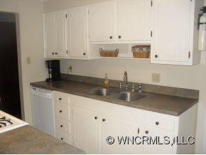 16 Oak Leaf Lane - Photo 8