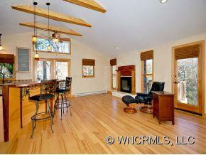 55 SPRINGWOOD DRIVE - Photo 2