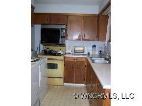 199 Vermont - Photo 4