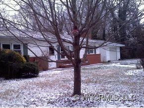 22 Plateau Road - Photo 2