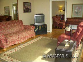 22 Plateau Road - Photo 3