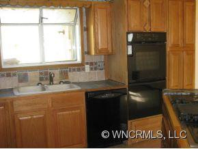 123 Oakland - Photo 7