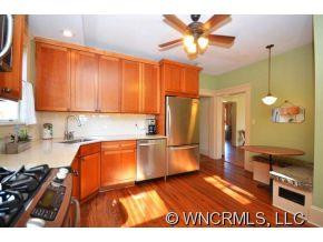 28 Blake Street - Photo 16