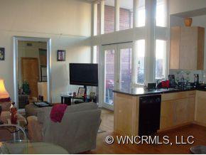 59-C College St, Unit 207 - Photo 2