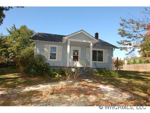 704 Davis Circle