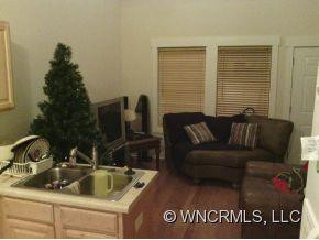 197 Merchant - Photo 6