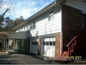 203 DIXON DRIVE - Photo 2