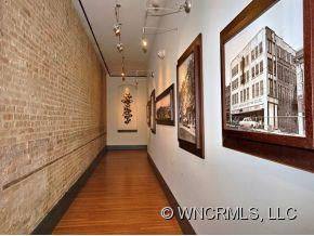 52 BILTMORE AVENUE, #204 - Photo 2