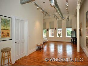 52 BILTMORE AVENUE, #204 - Photo 4