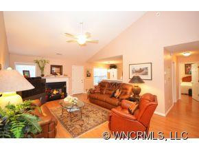 181 Meadow Pathway Drive - Photo 2