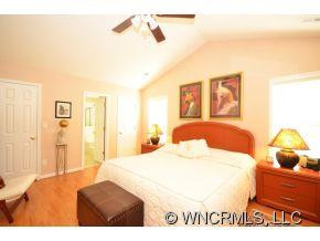 181 Meadow Pathway Drive - Photo 13