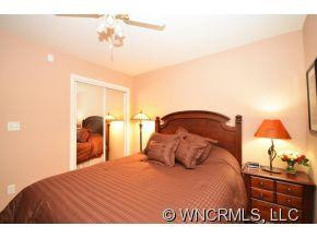 181 Meadow Pathway Drive - Photo 19