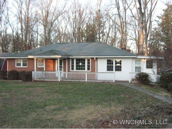 113 White Oak Drive
