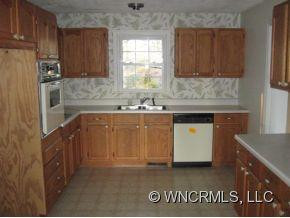 113 White Oak Drive - Photo 3