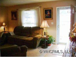 12 SKYVIEW TERRACE - Photo 3