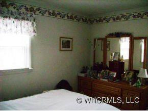 12 SKYVIEW TERRACE - Photo 9
