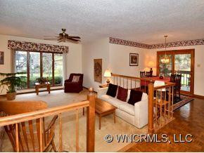 7 Arrow Place - Photo 2