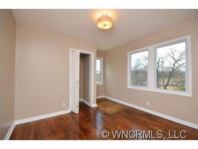 120 Bartlett Street - Photo 13