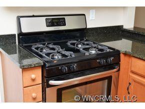 120 Bartlett Street - Photo 8