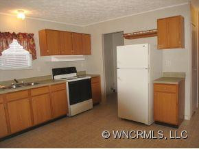 71 SYCAMORE CIRCLE - Photo 4