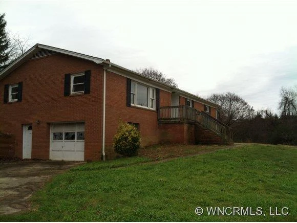 519 Old Leicester Highway