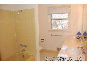 266 Holly Hill Drive - Photo 11