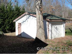 653 OLD HOLBERT ROAD - Photo 3