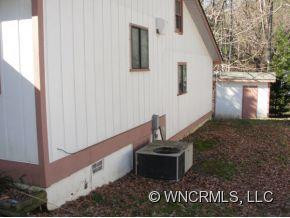 653 OLD HOLBERT ROAD - Photo 4