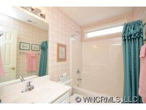 35 Meadow Pathway Drive - Photo 11