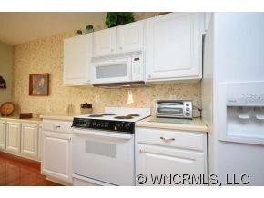 35 Meadow Pathway Drive - Photo 18