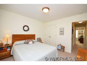 35 Meadow Pathway Drive - Photo 10