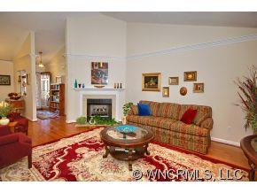 1050 Saddlebrook Drive - Photo 11