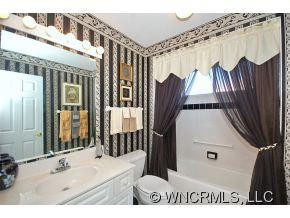 1050 Saddlebrook Drive - Photo 10