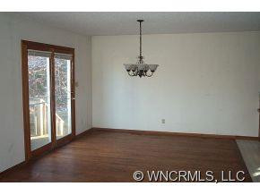 229 Falling Spring Rd - Photo 4