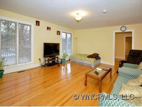 308 WATSON ROAD - Photo 2