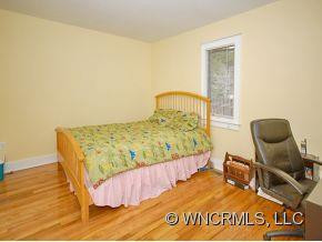 308 WATSON ROAD - Photo 8