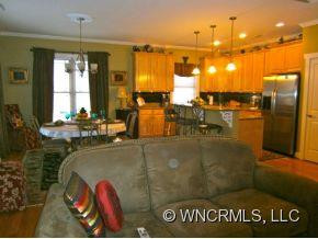 602 Vista Falls Rd - Photo 4