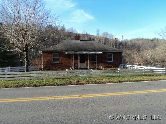 2412 Old Marshall Hwy