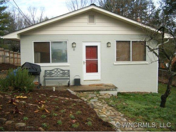 8 Hickory Terrace
