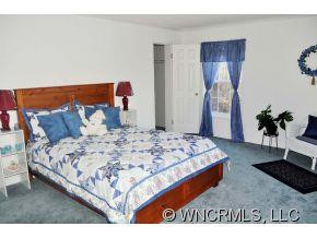 48 Country Gardens Lane - Photo 9