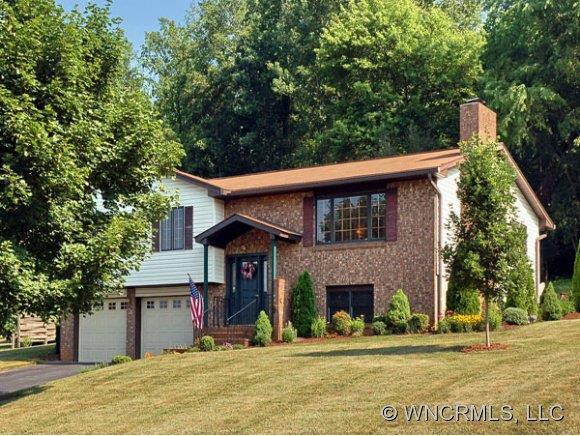 61 BRADDOCK WAY