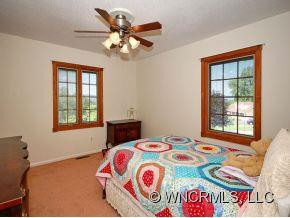 61 BRADDOCK WAY - Photo 6