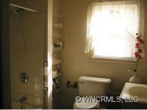 44 Owen Street - Photo 8