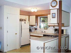 312 GARDEN LANE - Photo 4