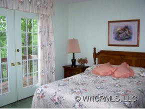 312 GARDEN LANE - Photo 9