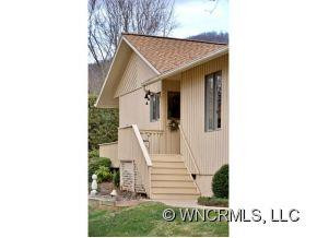 109 CLUBWOOD COURT - Photo 2