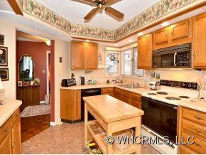 109 CLUBWOOD COURT - Photo 9