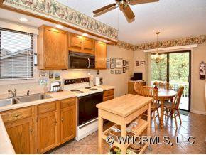 109 CLUBWOOD COURT - Photo 10