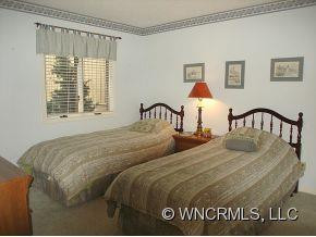 107 RED OAK DR - Photo 9